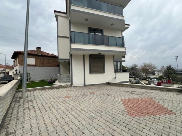 karaagac merkezde arakat satilik daire.17 001